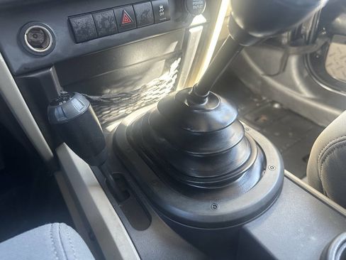 Used 2010 Jeep Wrangler Sport image 11