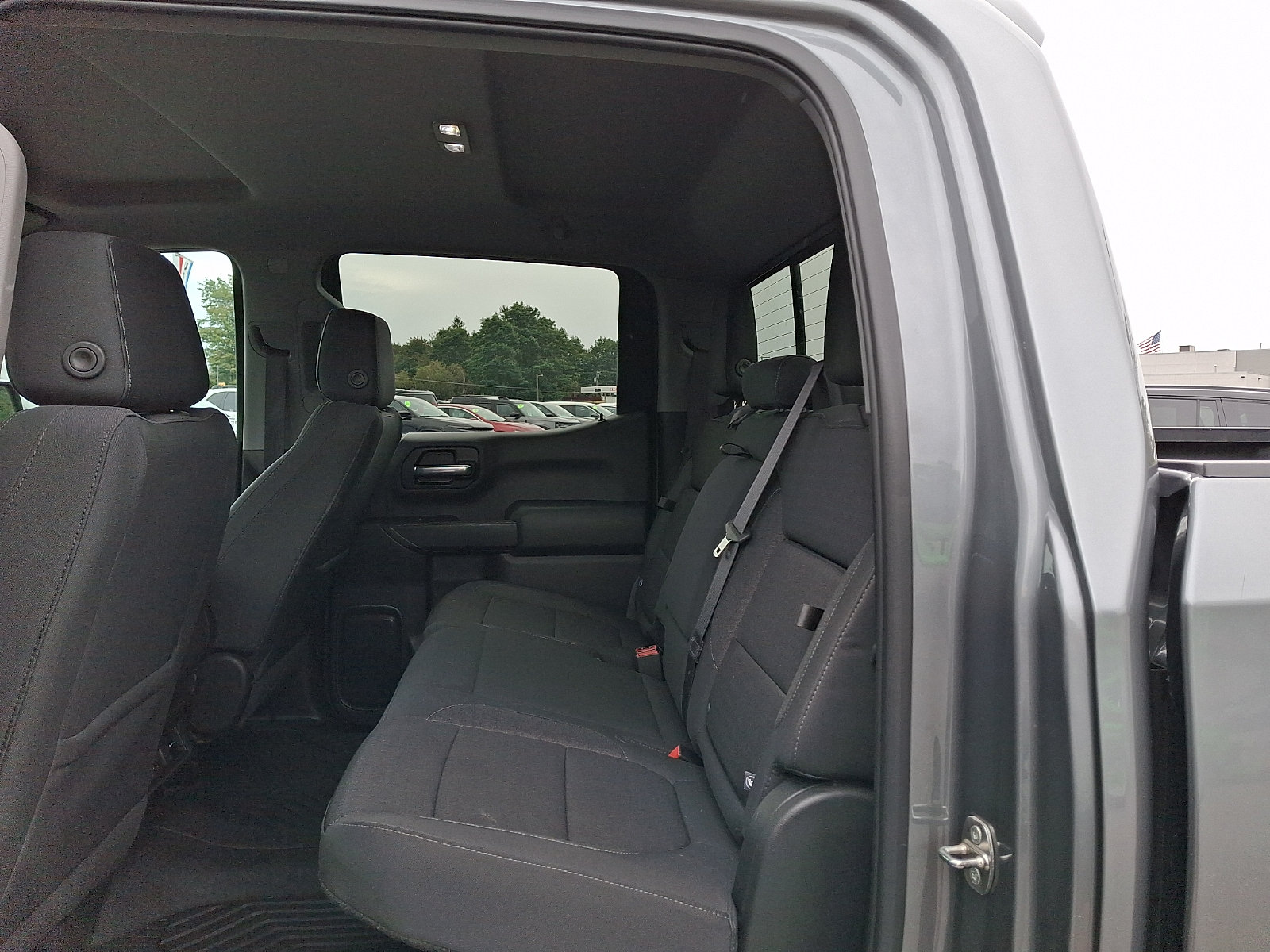 Used 2020 Chevrolet Silverado 1500 LT w/ All-Star Edition AWD/4WD image 10