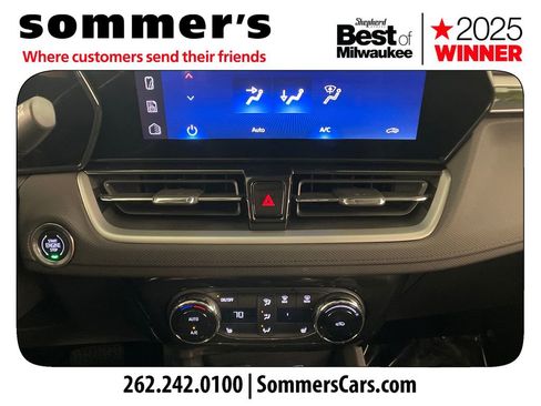 Used 2025 Chevrolet TrailBlazer LT w/ Convenience Package AWD/4WD image 16