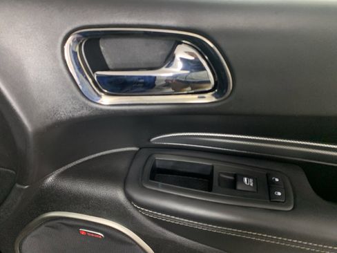 Used 2018 Dodge Durango SRT w/ SRT Interior Appearance Group image 41