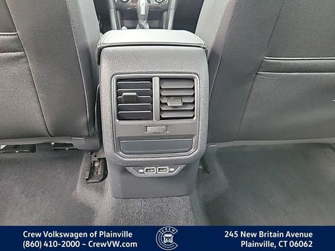 Certified 2022 Volkswagen Passat 2.0T SE FWD image 47