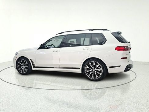 Used 2021 BMW X7 M50i w/ Dynamic Handling Package AWD/4WD image 5
