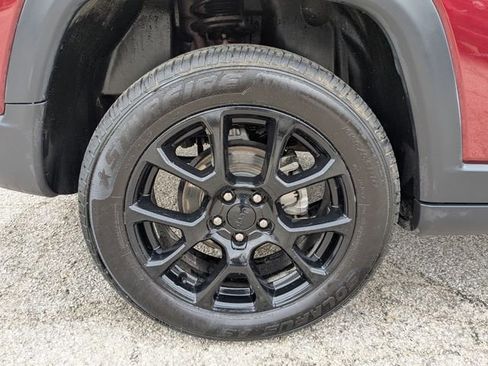 Used 2022 Jeep Compass Altitude w/ Sun and Sound Group image 6