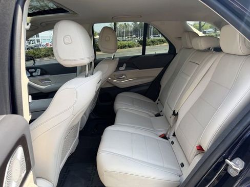 Used 2020 Mercedes-Benz GLE 350 4MATIC w/ 3rd Row Seat Package image 32