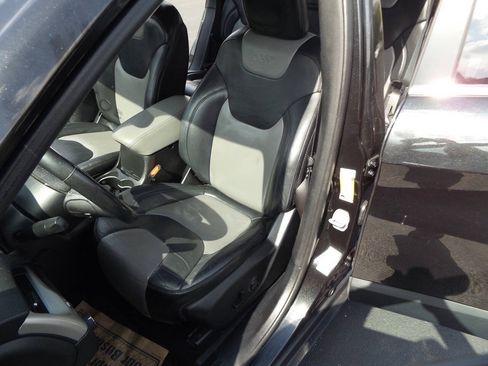 Used 2014 Jeep Cherokee Limited FWD image 14