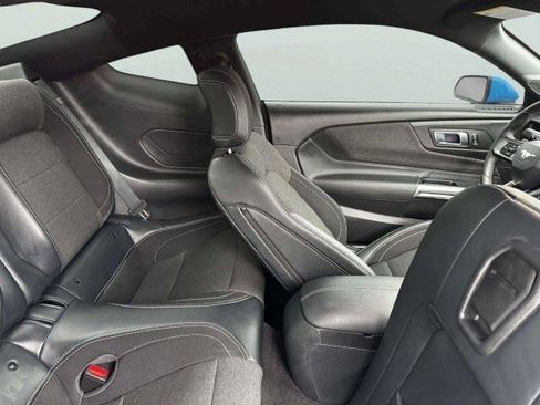 Used 2025 Ford Mustang GT RWD image 44