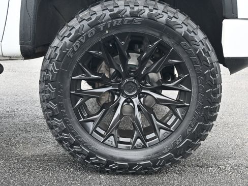 Used 2021 GMC Sierra 1500 Elevation image 13