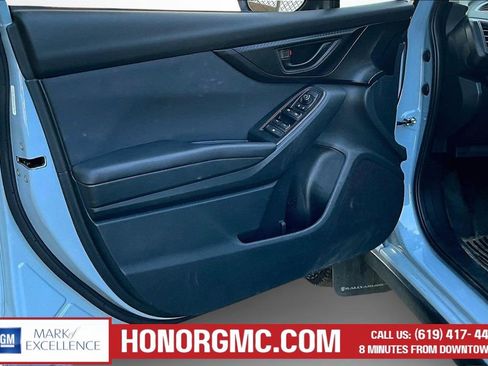 Used 2019 Subaru Crosstrek 2.0i Premium image 19