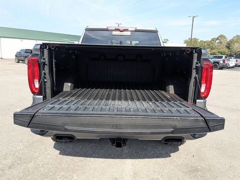 Used 2020 GMC Sierra 1500 AT4 w/ AT4 Premium Package image 13