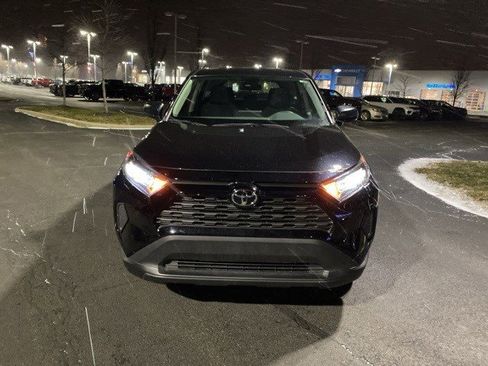 Used 2022 Toyota RAV4 LE image 16