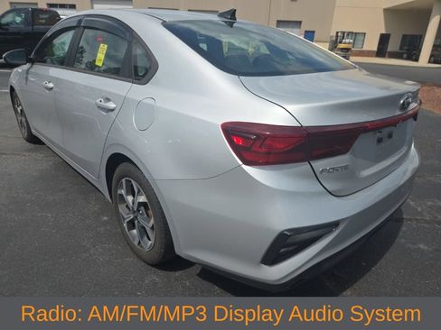 Used 2021 Kia Forte LXS FWD image 4