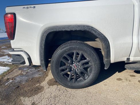 Used 2024 GMC Sierra 1500 Elevation w/ Elevation Premium Package image 8