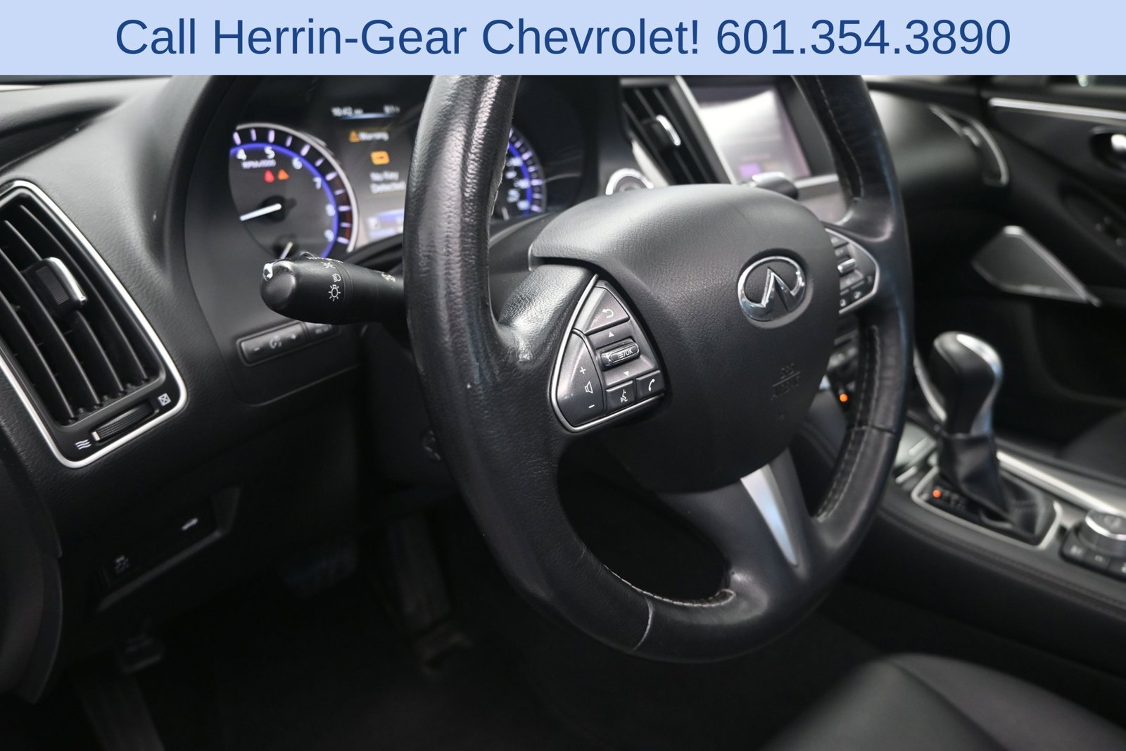 Used 2017 INFINITI Q50 3.0t Premium w/ 3.0T Premium Plus Package RWD image 12