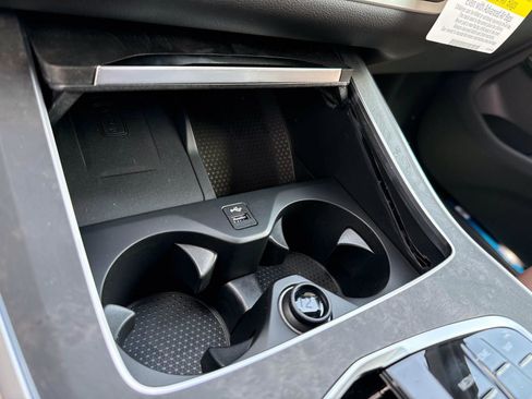 New 2026 BMW X5 xDrive50e w/ Executive Package image 30