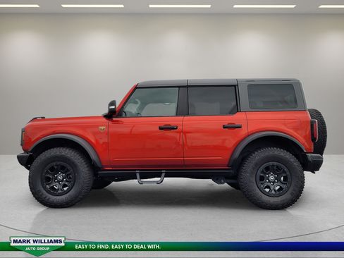 Used 2024 Ford Bronco Badlands AWD/4WD image 7