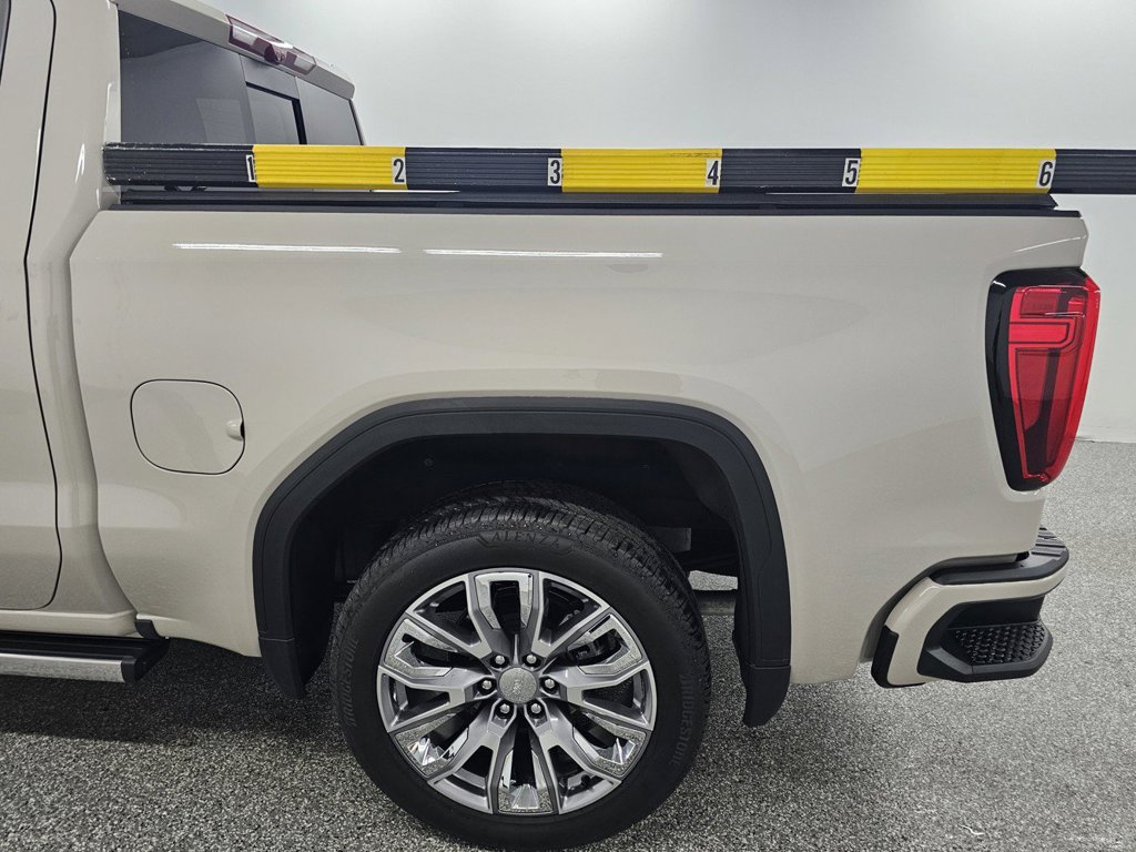 Used 2026 GMC Sierra 1500 Denali w/ Denali Reserve Package AWD/4WD image 9