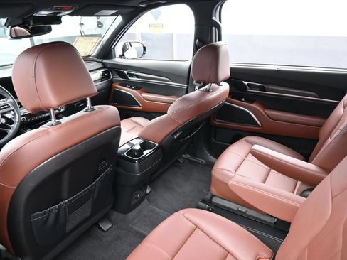 Used 2023 Kia Telluride SX FWD image 47