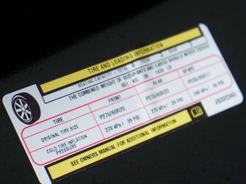 Used 2018 RAM 1500 Laramie image 50