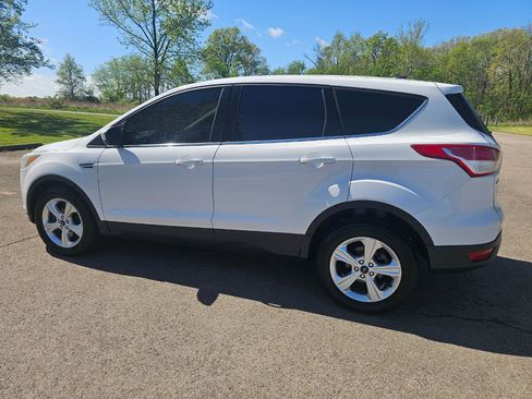 Used 2016 Ford Escape SE AWD/4WD image 9