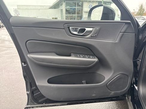 Used 2025 Volvo XC60 B5 Plus AWD/4WD image 16