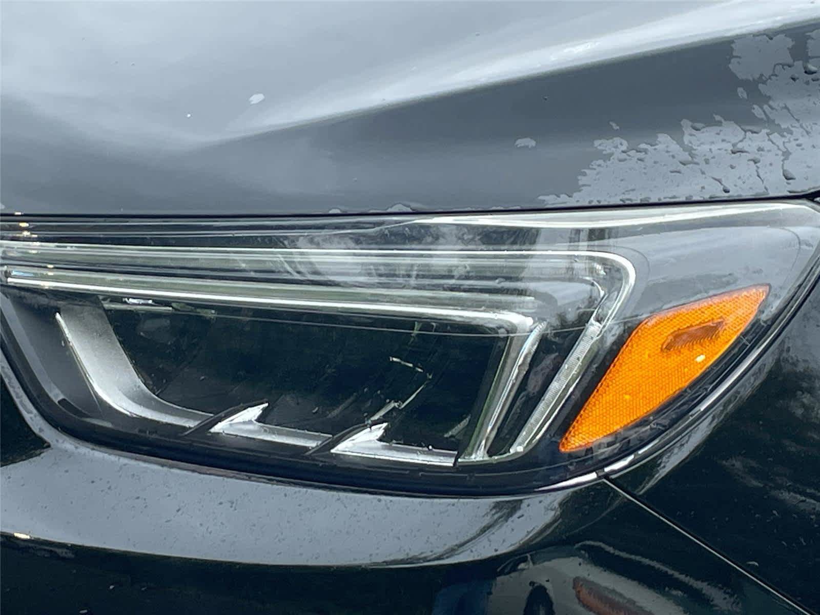 Used 2018 Buick Encore Essence FWD image 9