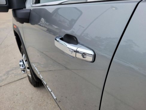 New 2026 GMC Sierra 3500 Denali Ultimate image 11