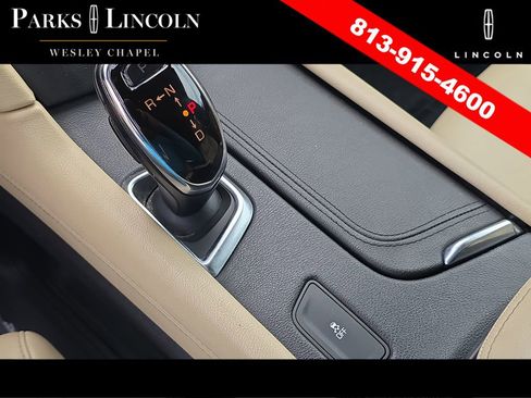 Used 2017 Cadillac XT5 FWD image 24
