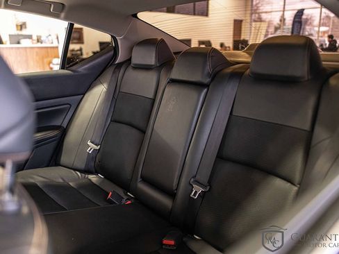 Used 2019 Nissan Altima 2.5 SR w/ SR Premium Package image 30