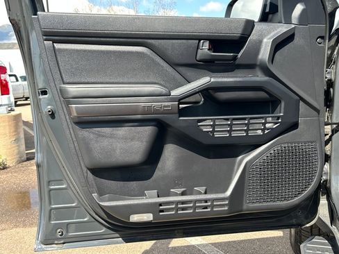 Used 2025 Toyota 4Runner TRD Off-Road AWD/4WD image 28