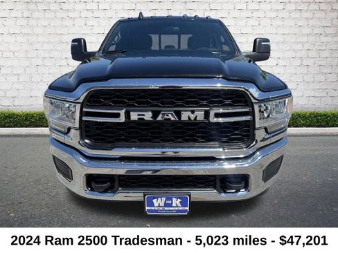 Certified 2024 RAM 2500 Tradesman w/ Chrome Appearance Group AWD/4WD image 8