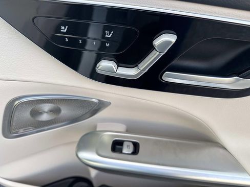 Used 2024 Mercedes-Benz C 300 Sedan image 15