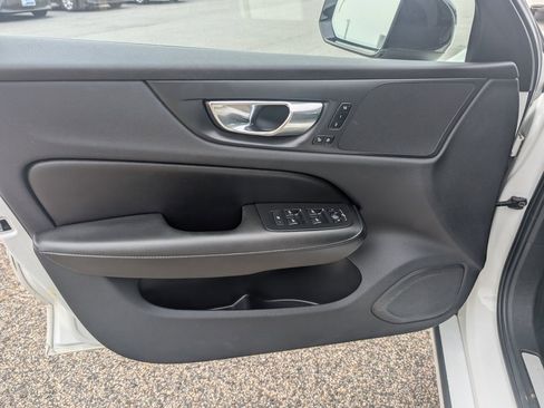 Used 2022 Volvo S60 T8 R-Design Expression w/ Protection Package Premier image 14