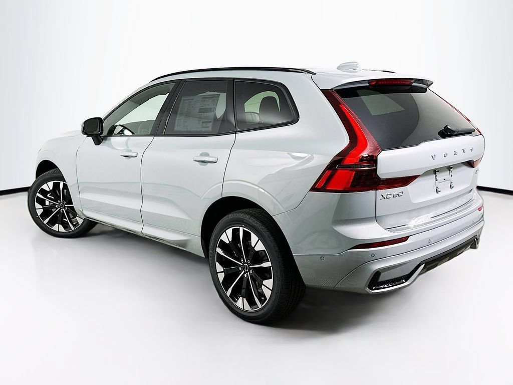 Used 2026 Volvo XC60 B5 Plus w/ Protection Package Premier AWD/4WD image 6