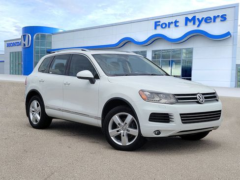 Used 2013 Volkswagen Touareg TDI AWD/4WD image 1