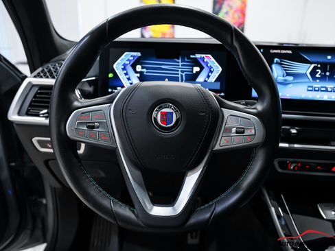 Used 2024 BMW ALPINA XB7 image 97