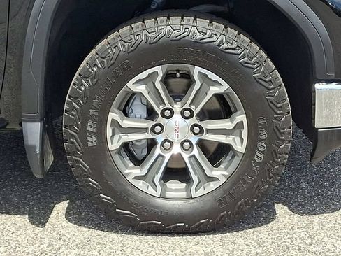 Used 2024 GMC Sierra 1500 Pro w/ Pro Value Package AWD/4WD image 28