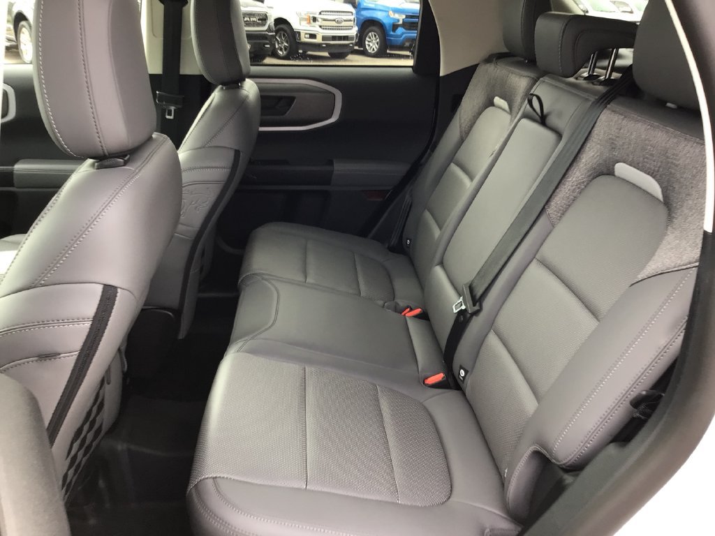 Used 2025 Ford Bronco Sport Badlands AWD/4WD image 25