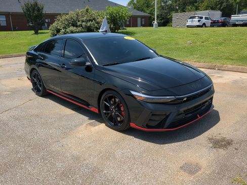 Used 2025 Hyundai Elantra N FWD image 2