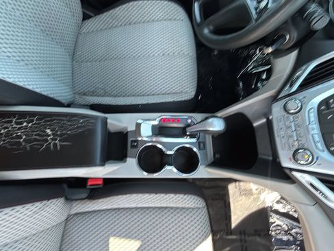 Used 2013 GMC Terrain SLE FWD image 29