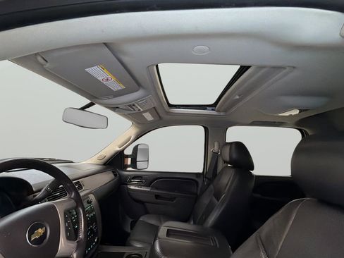 Used 2012 Chevrolet Silverado 2500 LTZ w/ LTZ Plus Package AWD/4WD image 32