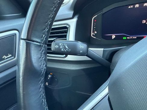 Used 2020 Volkswagen Atlas Cross Sport SEL Premium image 17