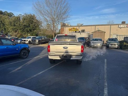 Used 2022 Ford F150 XLT w/ Equipment Group 302A High image 7