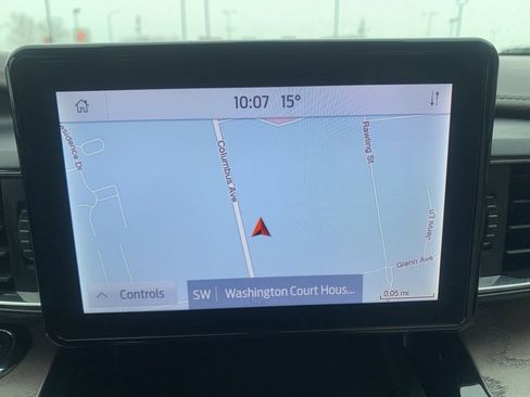 Used 2023 Ford Explorer Platinum w/ Class IV Trailer Tow Package image 23