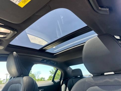 Certified 2024 Volvo S60 T8 Plus w/ Climate Package AWD/4WD image 18