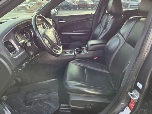 Used 2022 Dodge Charger SXT w/ Leather Interior Group image 10