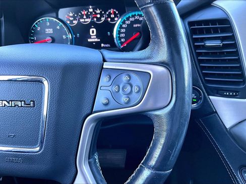 Used 2018 GMC Yukon XL Denali w/ Denali Ultimate Package image 16