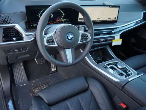 New 2026 BMW X5 xDrive50e w/ M Sport Package image 13