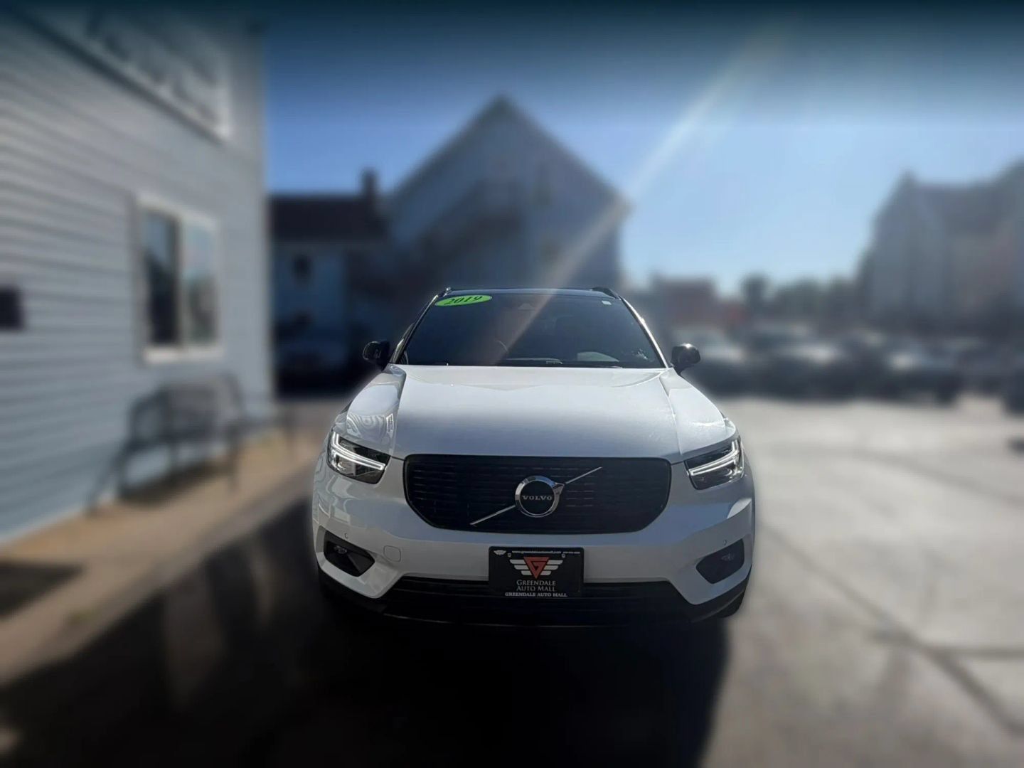 Used 2019 Volvo XC40 T5 R-Design AWD/4WD image 3