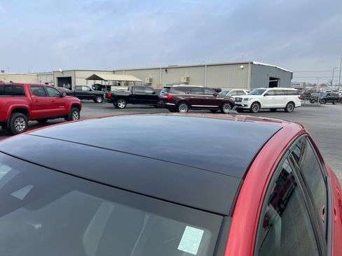 Used 2024 Volkswagen GTI Autobahn image 9