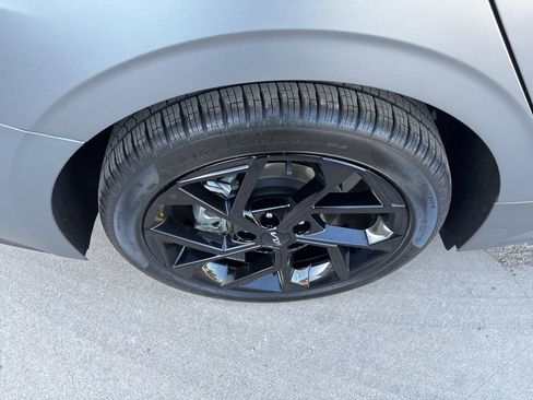 Used 2026 Kia K5 GT-Line w/ GT-Line Premium Package image 11